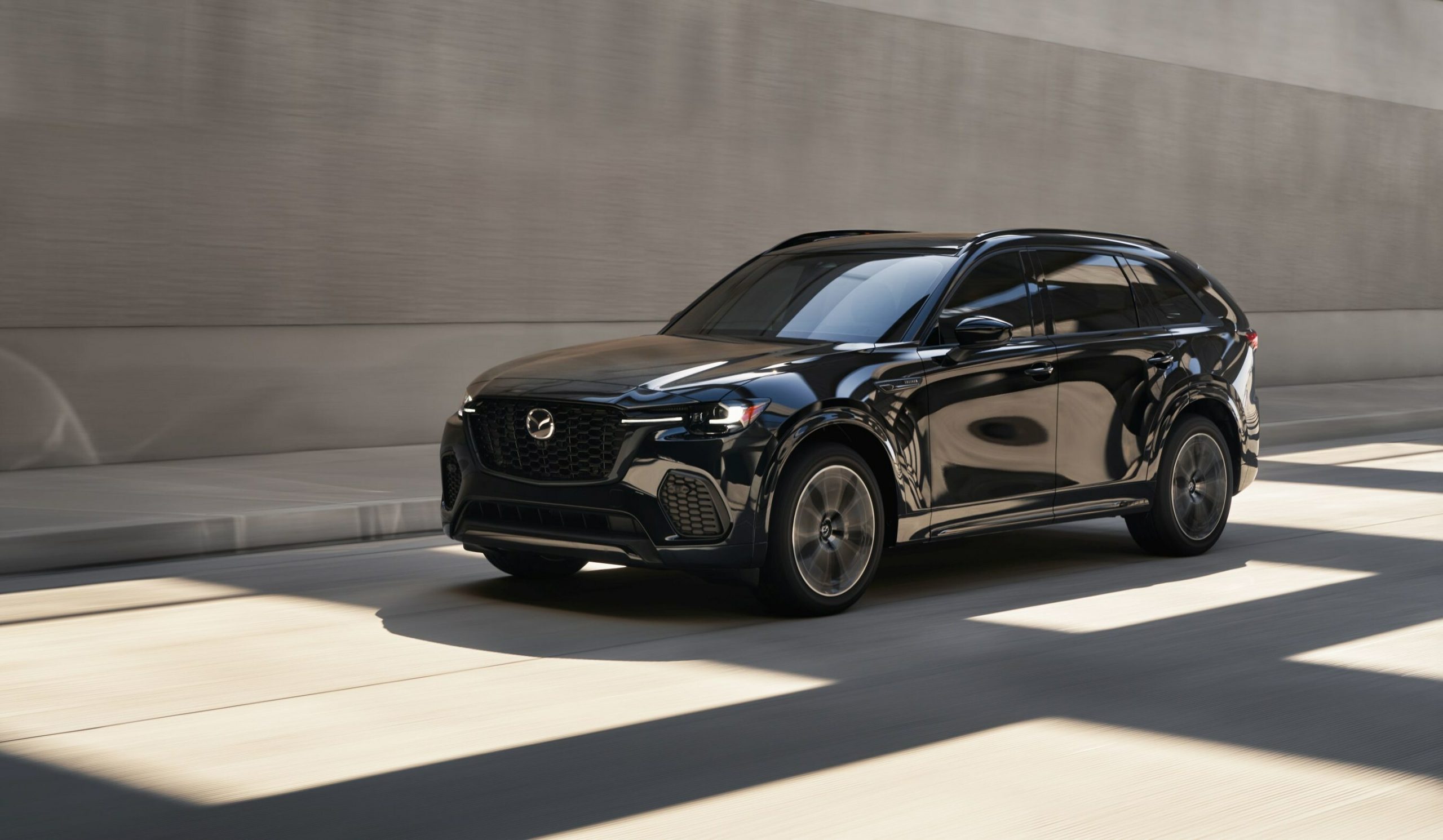 Le Mazda CX-70 hybride : parmi les 12 meilleurs véhicules au Canada en 2025!